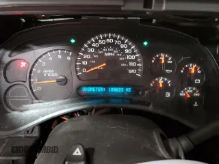 2005 Chevrolet Avalanche Z71 z VIN 3GNEK12Z35G224598, wystawiony jako Copart lot #51438405 z przebiegiem 180 023 mil mil oraz Czysty tytuł • Clean title. Historia ofert i sprzedaży dostępna na DreamBid. Obrazek 9.