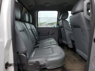 2014 Ford F-250 XL z VIN 1FT7W2B63EEA54851, wystawiony jako Copart lot #57958295 z przebiegiem 56 534 mil mil oraz Czysty tytuł • Clean title. Historia ofert i sprzedaży dostępna na DreamBid. Obrazek 10.