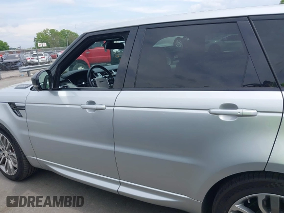 2015 Land Rover Range Rover Sport Autobiography with VIN SALWV2TF0FA602853, listed as a IAAI auction lot 41984236 with 105,491 mi miles and . Bid and sale history available at DreamBid. Image 15.