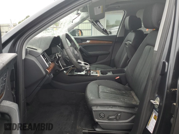 2025 Audi Q5 Premium Plus with VIN WA1BBAFY6S2009213, listed as a Copart auction lot 62832425 with 6,053 mi miles and Salvage title. Bid and sale history available at DreamBid. Image 7.
