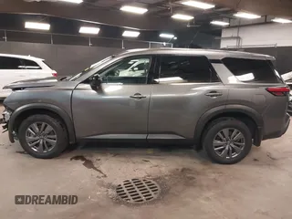 2024 Nissan Pathfinder S with VIN 5N1DR3AC8RC296622, listed as a IAAI auction lot 42288996 with 8,791 mi miles and . Bid and sale history available at DreamBid. Image 15.