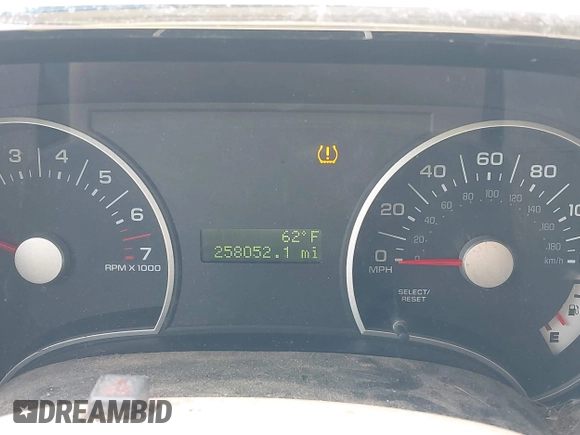 2008 Ford Explorer XLT с VIN 1FMEU73EX8UA80210, выставлен на аукционе IAAI как лот 42433012 с пробегом 258 052 миль миль и . История ставок и продаж доступна на DreamBid. Изображение 7.
