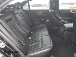 2019 Lincoln Continental Select with VIN 1LN6L9TK3K5606638, listed as a Copart auction lot 43743855 with 117,400 mi miles and Salvage Title. Bid and sale history available at carsss.com. Image 10.