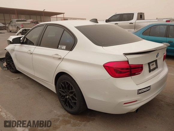 2016 BMW 3 Series 320i with VIN WBA8E1G53GNT35386, listed as a IAAI auction lot 41549924 with 91,399 mi miles and . Bid and sale history available at carsss.com. Image 3.