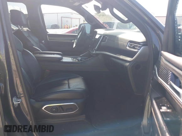 2024 Jeep Wagoneer Series II с VIN 1C4SJSBP8RS113952, выставлен на аукционе IAAI как лот 41862162 с пробегом 44 390 миль миль и . История ставок и продаж доступна на DreamBid. Изображение 5.