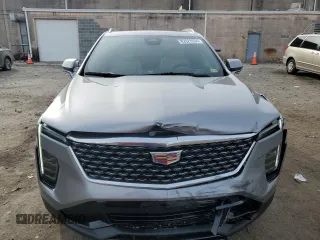 2025 Cadillac XT4 AWD Premium Luxury z VIN 1GYFZDR46SF106833, wystawiony jako Copart lot #82622694 z przebiegiem 259 mil mil oraz Szkoda całkowita • Salvage title. Historia ofert i sprzedaży dostępna na DreamBid. Obrazek 5.