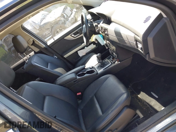 2010 Mercedes-Benz GLK with VIN WDCGG8HB8AF464015, listed as a IAAI auction lot 42155107 with 116,787 mi miles. Bid and sale history available at carsss.com. Image 5.