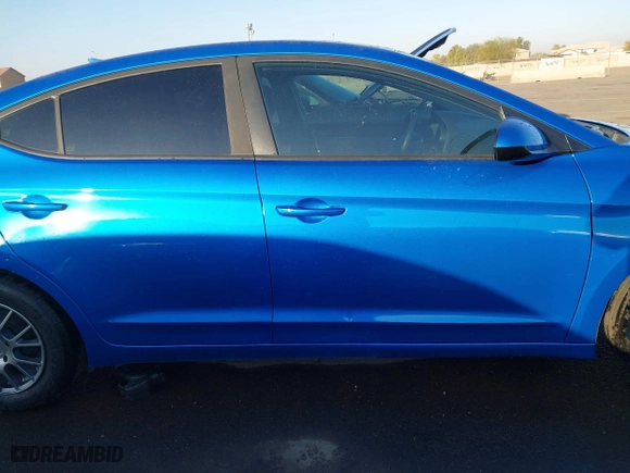 2017 Hyundai Elantra SE with VIN KMHD74LFXHU085935, listed as a IAAI auction lot 41477983 with 120,681 mi miles. Bid and sale history available at carsss.com. Image 13.