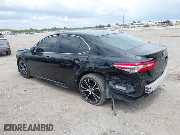2018 Toyota Camry LE z VIN 4T1B11HK6JU158382, wystawiony jako IAAI lot #42185532 z przebiegiem 94 802 mil mil oraz . Historia ofert i sprzedaży dostępna na DreamBid. Obrazek 6.