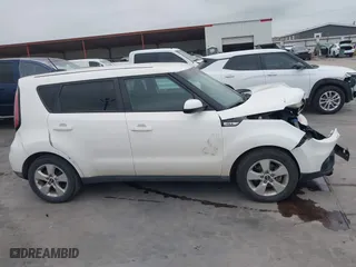 2017 Kia Soul with VIN KNDJN2A23H7457020, listed as a IAAI auction lot 41933705 with 80,887 mi miles. Bid and sale history available at carsss.com. Image 14.