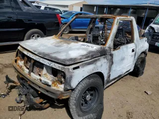 1992 Geo Tracker z VIN 2CNBJ18U5N6929792, wystawiony jako Copart lot #68870474 z przebiegiem Nie podano mil oraz Nie do naprawy. Historia ofert i sprzedaży dostępna na DreamBid. Obrazek 1.