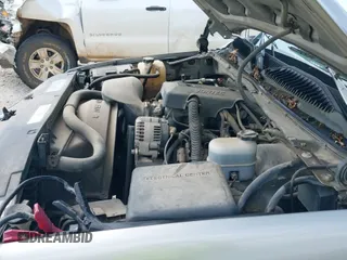 2000 GMC Sierra 1500 SLE with VIN 2GTEC19T7Y1136481, listed as a IAAI auction lot 43232836 with 193,059 mi miles and . Bid and sale history available at DreamBid. Image 14.