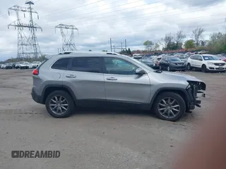 2015 Jeep Cherokee Limited with VIN 1C4PJMDS4FW650454, listed as a IAAI auction lot 42044380 with 123,837 mi miles. Bid and sale history available at carsss.com. Image 14.