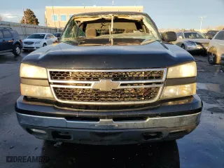 2006 Chevrolet Silverado 1500 LT3 with VIN 1GCEK19Z76Z292287, listed as a Copart auction lot 42634705 with 0 mi miles and Salvage Title. Bid and sale history available at carsss.com. Image 5.