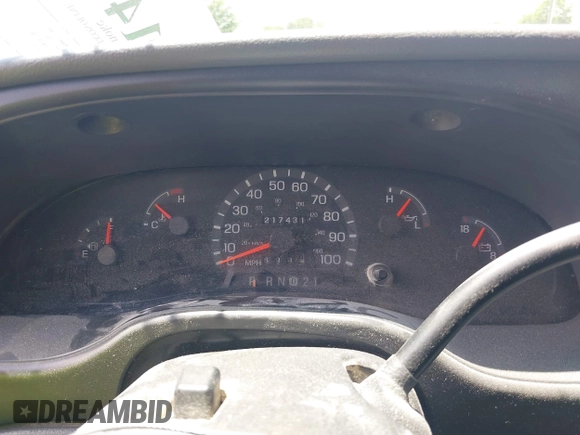 2003 Ford Econoline Passenger XL with VIN 1FBSS31L13HB82587, listed as a IAAI auction lot 42314787 with 217,431 mi miles and . Bid and sale history available at DreamBid. Image 7.