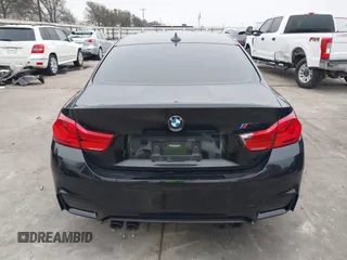 2019 BMW M4 with VIN WBS4Y9C53KAH82910, listed as a IAAI auction lot 41570315 with 59,227 mi miles. Bid and sale history available at carsss.com. Image 17.