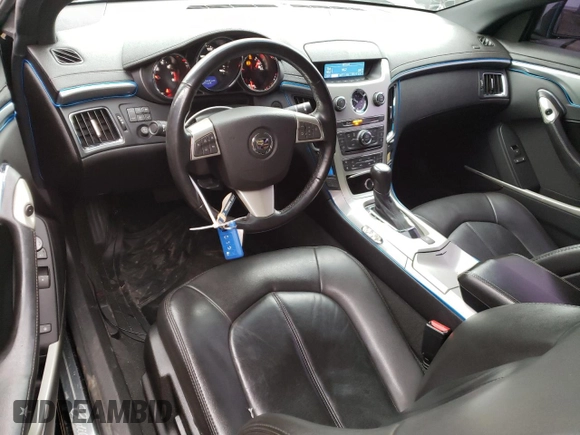 2013 Cadillac CTS z VIN 1G6DA1E31D0154605, wystawiony jako Copart lot #87380334 z przebiegiem 129 114 mil mil oraz Szkoda całkowita • Salvage title. Historia ofert i sprzedaży dostępna na DreamBid. Obrazek 8.