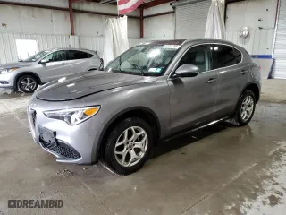 2019 Alfa Romeo Stelvio with VIN ZASPAKAN5K7C69274, listed as a Copart auction lot 52321395 with 30,323 mi miles and Salvage Title. Bid and sale history available at carsss.com. Image 1.