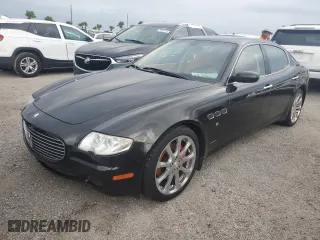 2007 Maserati Quattroporte with VIN ZAMFE39A170030929, listed as a Copart auction lot 75433934 with 0 mi miles and Salvage Title. Bid and sale history available at carsss.com. Image 1.