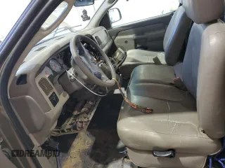 2002 Dodge 1500 z VIN 1D7HA16N82J247553, wystawiony jako Copart lot #49992765 z przebiegiem 192 774 mil mil oraz Szkoda całkowita • Salvage title. Historia ofert i sprzedaży dostępna na DreamBid. Obrazek 7.