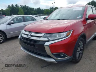 2017 Mitsubishi Outlander SE z VIN JA4AZ3A3XHZ059420, wystawiony jako IAAI lot #42611077 z przebiegiem 130 406 mil mil oraz . Historia ofert i sprzedaży dostępna na DreamBid. Obrazek 6.