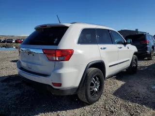 2012 Jeep Grand Cherokee Limited with VIN 1C4RJFBT8CC273236, listed as a Copart auction lot 46282965 with 118,445 mi miles and Salvage Title. Bid and sale history available at carsss.com. Image 3.