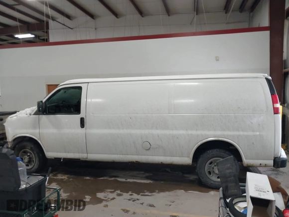 2012 Chevrolet Express Cargo with VIN 1GCZGUCG7C1128866, listed as a IAAI auction lot 41624957 with 207,520 mi miles and . Bid and sale history available at DreamBid. Image 14.