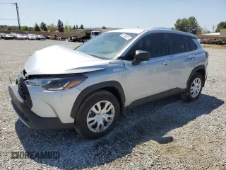 2024 Toyota Corolla Cross L with VIN 7MUAAAAG3RV117154, listed as a Copart auction lot 52050625 with 7,105 mi miles and Salvage title. Bid and sale history available at DreamBid. Image 1.