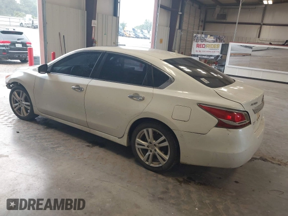 2013 Nissan Altima SV with VIN 1N4BL3AP6DN443250, listed as a IAAI auction lot 40265658 with 109,802 mi miles and . Bid and sale history available at DreamBid. Image 3.