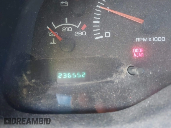 2000 Dodge Dakota Sport with VIN 1B7GL2AX7YS677544, listed as a IAAI auction lot 41965480 with 236,552 mi miles. Bid and sale history available at carsss.com. Image 7.