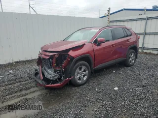 2022 Toyota RAV4 XLE with VIN 2T3P1RFV5NW290032, listed as a Copart auction lot 61164555 with 6,259 mi miles and Salvage title. Bid and sale history available at DreamBid. Image 1.