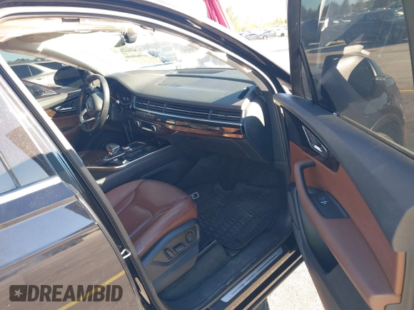 2019 Audi Q7 Prestige with VIN WA1VAAF70KD016797, listed as a IAAI auction lot 41722711 with 95,510 mi miles and . Bid and sale history available at DreamBid. Image 5.
