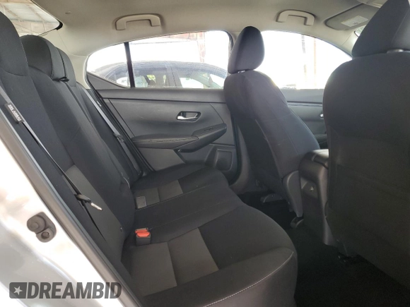 2021 Nissan Sentra SV z VIN 3N1AB8CV4MY290956, wystawiony jako Copart lot #57777055 z przebiegiem 37 856 mil mil oraz Szkoda całkowita • Salvage title. Historia ofert i sprzedaży dostępna na DreamBid. Obrazek 10.
