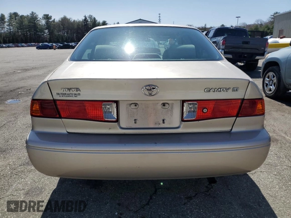 2000 Toyota Camry CE with VIN 4T1BG22K4YU741623, listed as a Copart auction lot 50770185 with 142,416 mi miles and Clean Title. Bid and sale history available at carsss.com. Image 6.