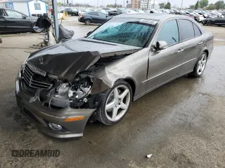 2009 Mercedes-Benz E-Class Luxury 3.5L with VIN WDBUF56X09B384525, listed as a Copart auction lot 48592155 with 93,272 mi miles and Salvage Title. Bid and sale history available at carsss.com. Image 1.