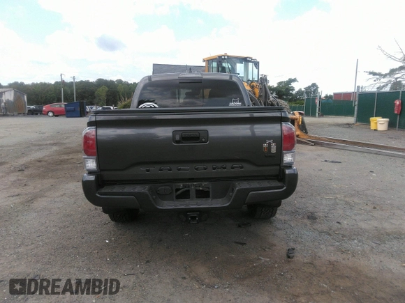 2021 Toyota Tacoma SR z VIN 3TYCZ5AN7MT017377, wystawiony jako IAAI lot #42285326 z przebiegiem 91 657 mil mil oraz . Historia ofert i sprzedaży dostępna na DreamBid. Obrazek 16.