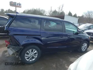 2018 Kia Sedona LX with VIN KNDMB5C15J6390850, listed as a IAAI auction lot 41667222 with 114,879 mi miles. Bid and sale history available at carsss.com. Image 13.