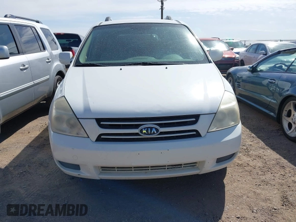 2007 Kia Sedona EX with VIN KNDMB233276111265, listed as a IAAI auction lot 41973188 with 197,754 mi miles. Bid and sale history available at carsss.com. Image 6.