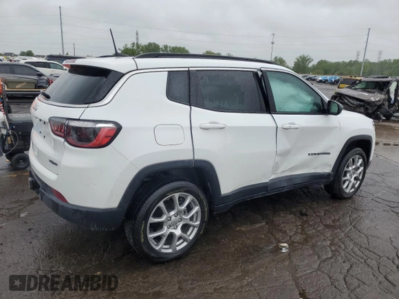2022 Jeep Compass Latitude Lux с VIN 3C4NJDFB1NT153046, выставлен на аукционе Copart как лот 58092595 с пробегом 23 747 миль миль и Списание • Salvage title. История ставок и продаж доступна на DreamBid. Изображение 3.