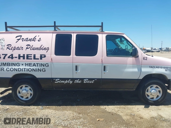 2014 Ford Econoline Cargo Commercial z VIN 1FTNE2EL2EDA81251, wystawiony jako IAAI lot #42326135 z przebiegiem 158 932 mil mil oraz . Historia ofert i sprzedaży dostępna na DreamBid. Obrazek 14.