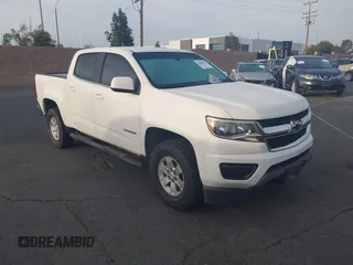 2019 Chevrolet Colorado 2WD Work Truck with VIN 1GCGSBEN0K1144041, listed as a IAAI auction lot 41668092 with 124,017 mi miles. Bid and sale history available at carsss.com. Image 1.