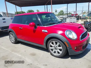 2013 MINI Hardtop S with VIN WMWSV3C55DT390419, listed as a IAAI auction lot 42337786 with 128,872 mi miles and . Bid and sale history available at DreamBid. Image 1.
