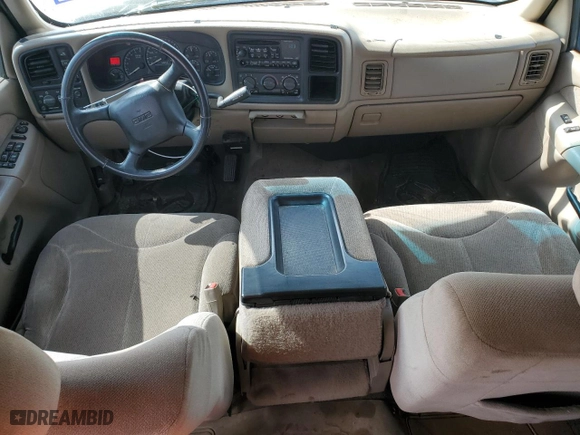 2001 GMC Sierra 2500HD SLE with VIN 1GTHK23U61F195057, listed as a Copart auction lot 82036024 with 116,211 mi miles and Salvage Title. Bid and sale history available at carsss.com. Image 8.