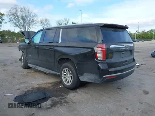2021 Chevrolet Suburban LT z VIN 1GNSCCKD8MR269020, wystawiony jako IAAI lot #41606337 z przebiegiem 108 305 mil mil oraz . Historia ofert i sprzedaży dostępna na DreamBid. Obrazek 3.