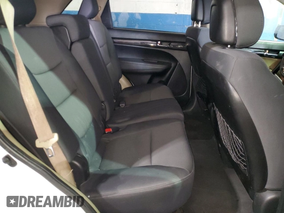 2011 Kia Sorento LX with VIN 5XYKT3A18BG052689, listed as a Copart auction lot 42052165 with 194,048 mi miles and Clean Title. Bid and sale history available at carsss.com. Image 11.