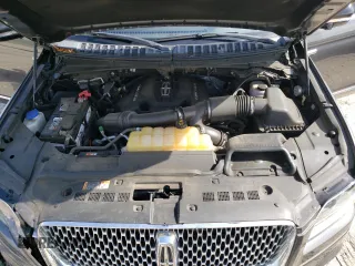 2018 Lincoln Navigator Reserve z VIN 5LMJJ2LT9JEL01026, wystawiony jako Copart lot #58934324 z przebiegiem 50 480 mil mil oraz Szkoda całkowita • Salvage title. Historia ofert i sprzedaży dostępna na DreamBid. Obrazek 12.