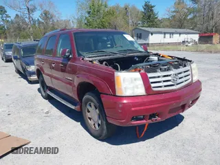 2003 Cadillac Escalade z VIN 1GYEK63N23R216047, wystawiony jako IAAI lot #41888912 z przebiegiem Nie podano mil oraz . Historia ofert i sprzedaży dostępna na DreamBid. Obrazek 1.