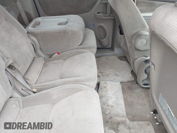 2009 Toyota Sienna CE with VIN 5TDZK23CX9S250245, listed as a IAAI auction lot 41819813 with 999,999 mi miles. Bid and sale history available at carsss.com. Image 8.