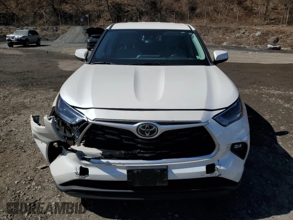 2021 Toyota Highlander L with VIN 5TDBZRBH9MS097756, listed as a Copart auction lot 49307905 with 92,072 mi miles and Salvage title. Bid and sale history available at DreamBid. Image 5.