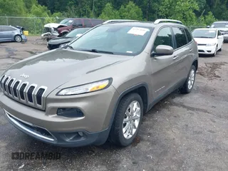 2017 Jeep Cherokee Limited z VIN 1C4PJLDS7HW585449, wystawiony jako IAAI lot #42357859 z przebiegiem 90 268 mil mil oraz . Historia ofert i sprzedaży dostępna na DreamBid. Obrazek 2.